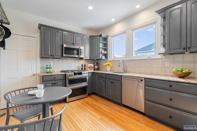 40 Mill St, Westwood NJ  07675-2932 exterior