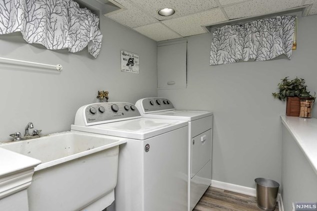 63 Van Blarcom Ave, Midland Pk NJ  07432-1851 exterior