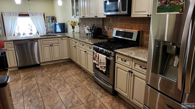 116 Irving Pl, Rutherford NJ 07070-1608 exterior