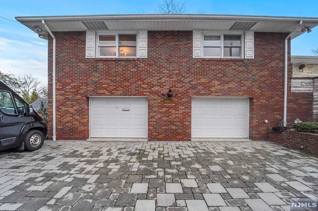 1036 Briar Way, West Fort Lee NJ exterior