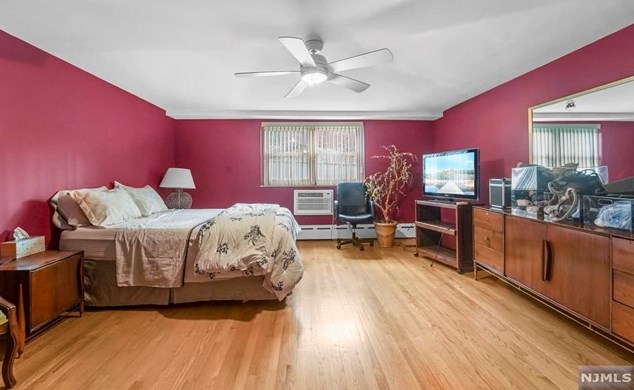 1036 Briar Way, West Fort Lee NJ exterior