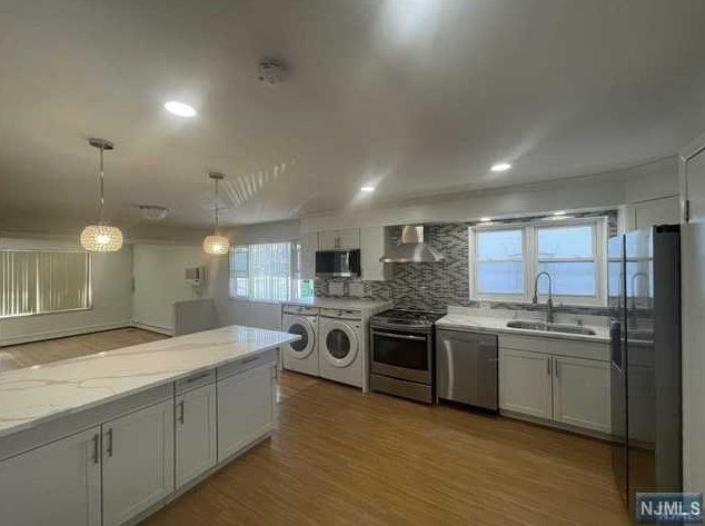 681 Broad Ave, Ridgefield NJ  07657-1605 exterior