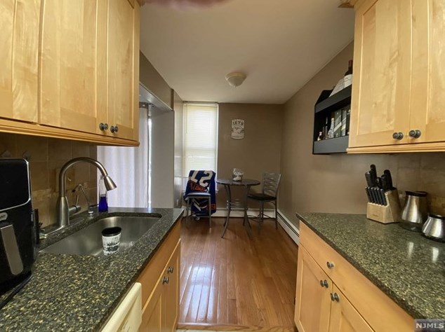 12 River Rd, Nutley NJ  07110-3426 exterior