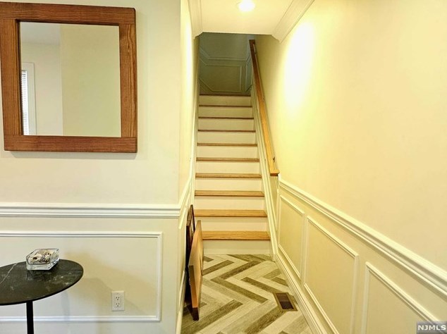 26 Summit St, Tenafly NJ  07670-1009 exterior