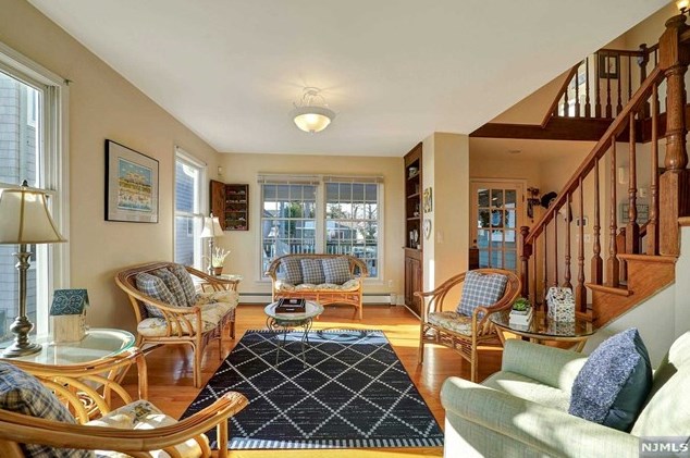 599 Pt Ave, Bricktown NJ  08724-4855 exterior