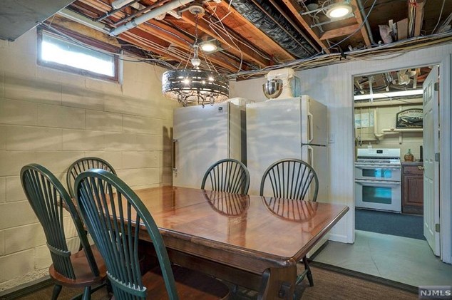 599 Pt Ave, Bricktown NJ  08724-4855 exterior