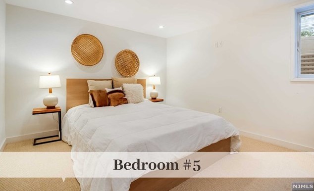 159 Forest Rd, Ridgewood NJ  07452-1914 exterior