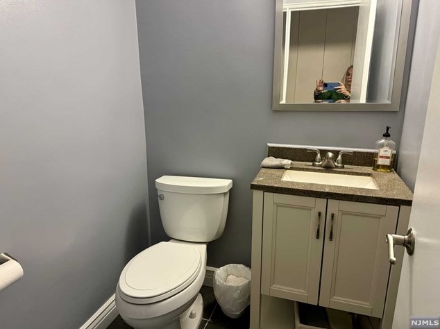 6 Horizon Rd, West Fort Lee NJ  07024-6601 exterior