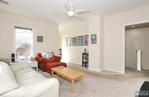 558 Lafayette Ave, Paterson NJ 07506-2423 exterior