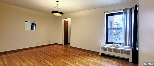 2339 Hudson Ter, West Fort Lee NJ  07024-7930 exterior