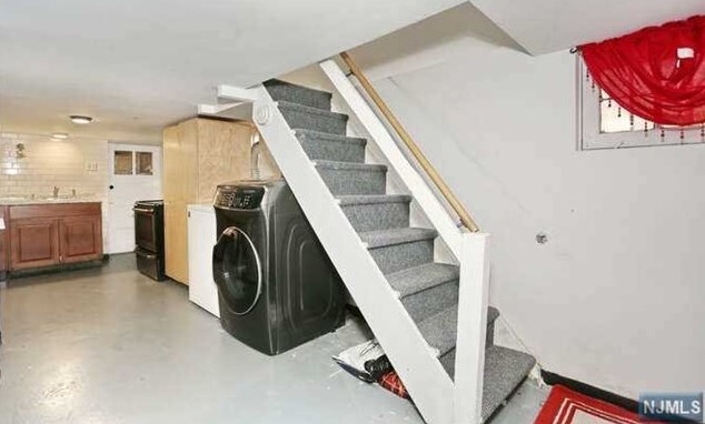 1108 Lorraine Ave, Teaneck NJ 07666-5745 exterior