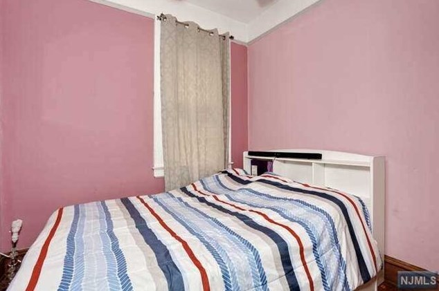 1108 Lorraine Ave, Teaneck NJ 07666-5745 exterior