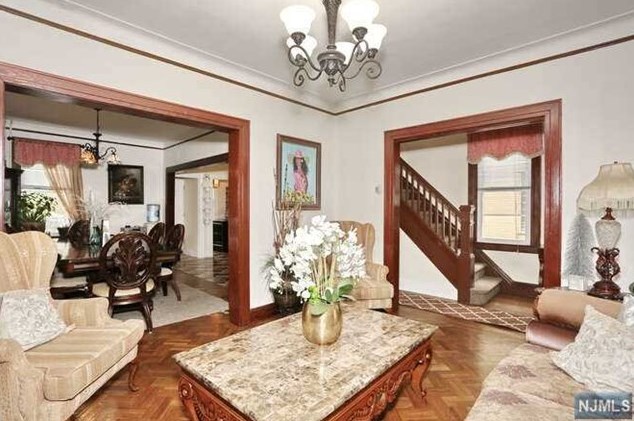 1108 Lorraine Ave, Teaneck NJ 07666-5745 exterior