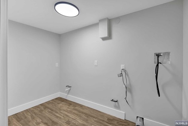 284 Lincoln Blvd, Emerson NJ 07630-1034 exterior