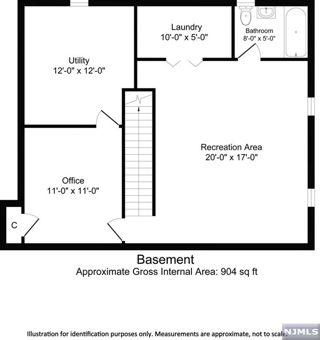 284 Lincoln Blvd, Emerson NJ 07630-1034 exterior