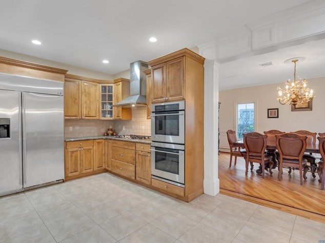 410 Piermont Rd, Closter NJ 07624-2848 exterior