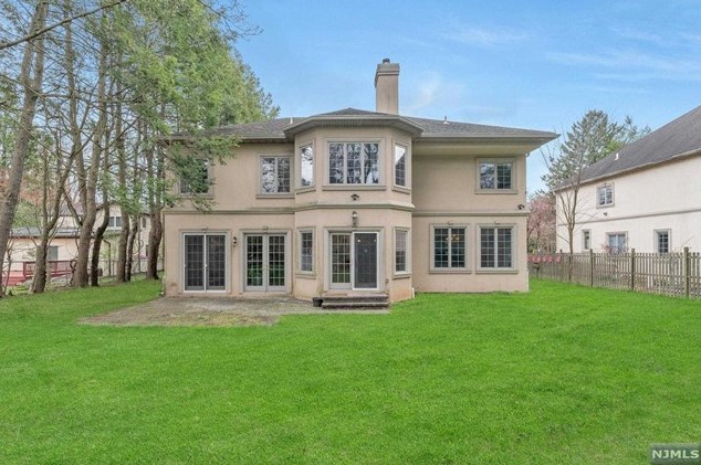 410 Piermont Rd, Closter NJ 07624-2848 exterior