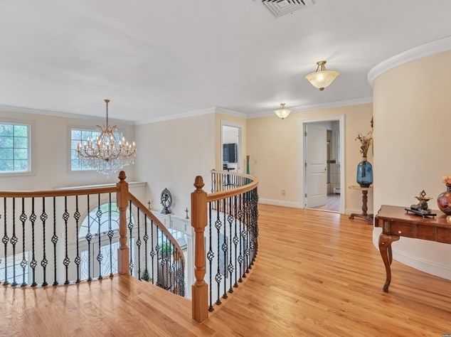 410 Piermont Rd, Closter NJ 07624-2848 exterior