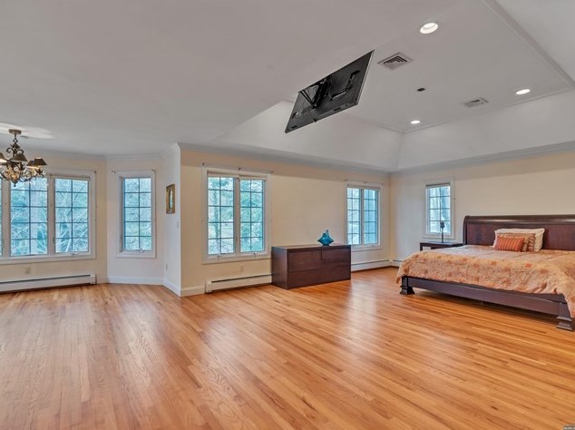 410 Piermont Rd, Closter NJ 07624-2848 exterior