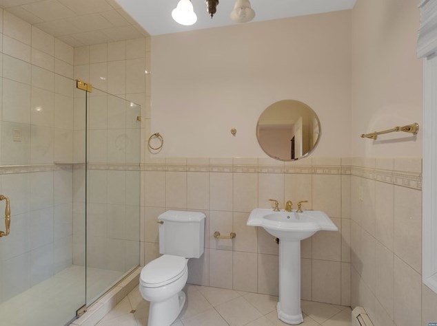 410 Piermont Rd, Closter NJ 07624-2848 exterior