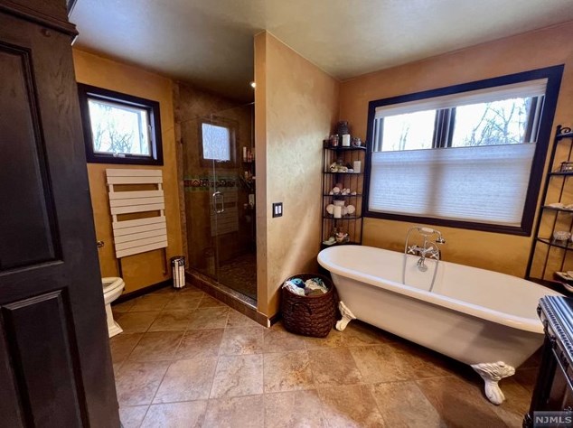 699 Eastern Ct, Ridgewood NJ 07450 exterior