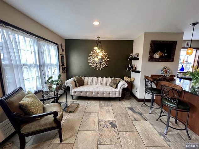 699 Eastern Ct, Ridgewood NJ 07450 exterior