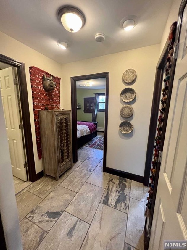 699 Eastern Ct, Ridgewood NJ 07450 exterior