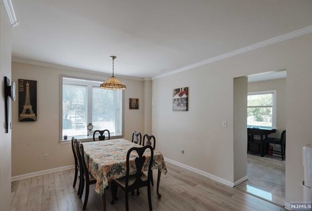 1 Garfield Pl, South Hackensack NJ  07606-1955 exterior