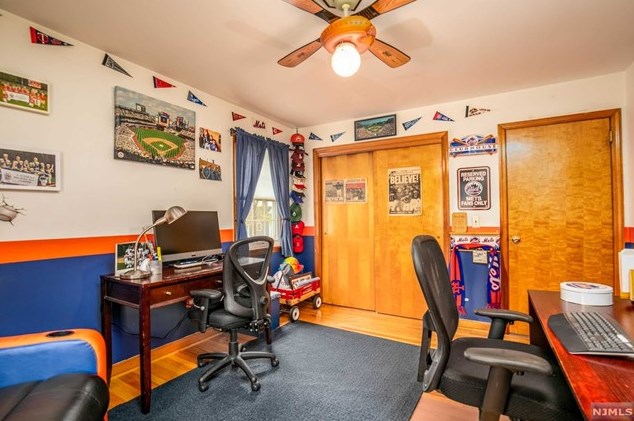 35 Raymond Ave, Rutherford NJ 07070-1133 exterior