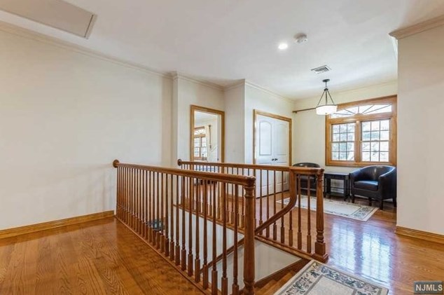 85 Chestnut St, Haworth NJ 07641-1906 exterior