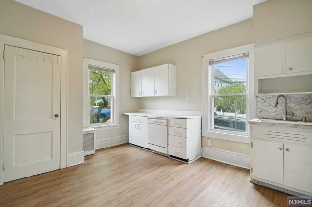 81 Spring St, Passaic Park NJ  07055-5437 exterior