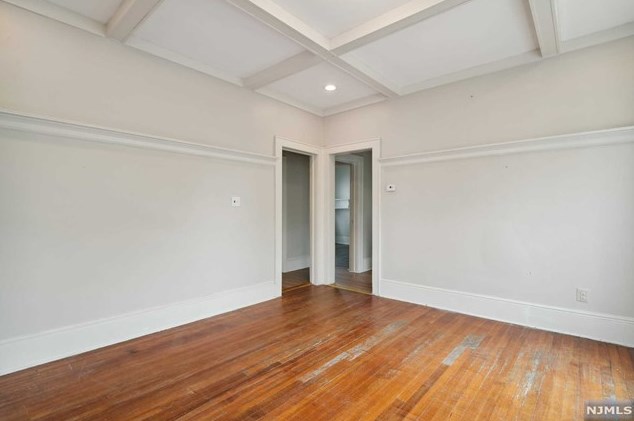 81 Spring St, Passaic Park NJ  07055-5437 exterior