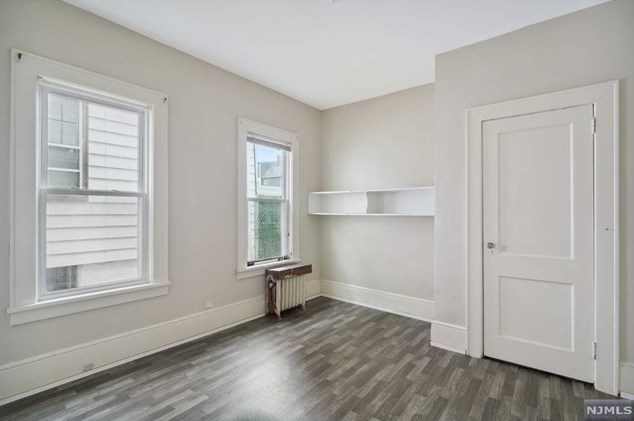 81 Spring St, Passaic Park NJ  07055-5437 exterior