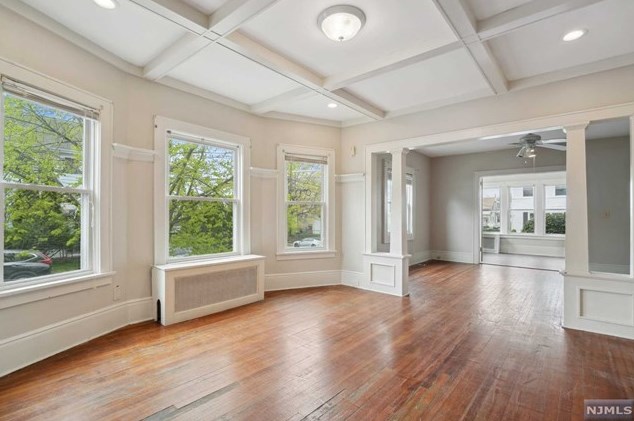 81 Spring St, Passaic Park NJ  07055-5437 exterior