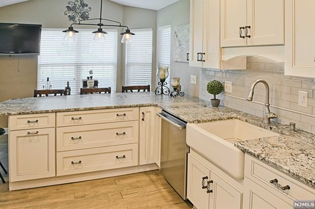 2 Mahogany Way, Dover NJ  07869-3734 exterior