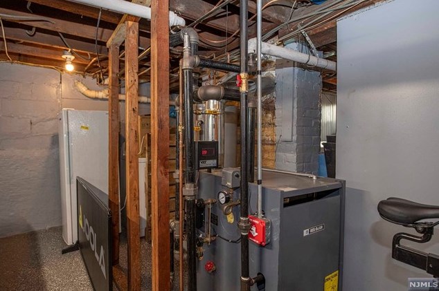 176 Orient Way, Rutherford NJ 07070-2468 exterior