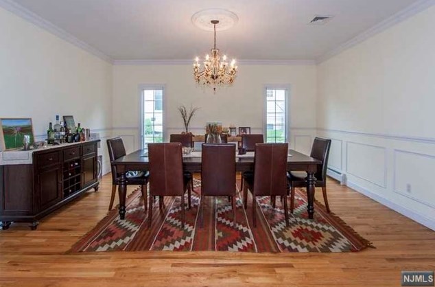 48 Westervelt Pl, Cresskill NJ  07626-1620 exterior