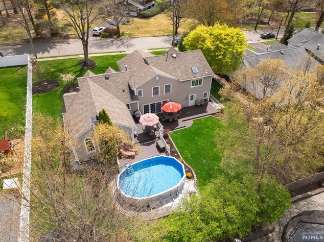 6 Conestoga Ct, Oakland NJ 07436-4003 exterior