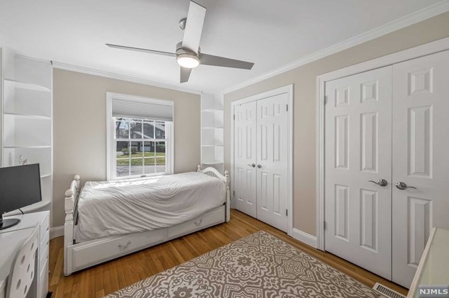 6 Conestoga Ct, Oakland NJ 07436-4003 exterior