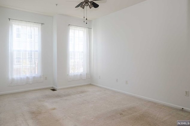 1410 Hamilton St, Belleville NJ 07109-5348 exterior