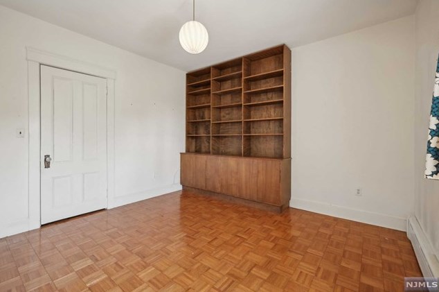 24 Fairview Ave, Montvale NJ 07645-2510 exterior