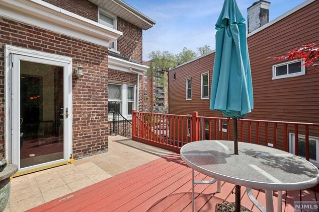 691 Blvd, Union City NJ 07086-6925 exterior