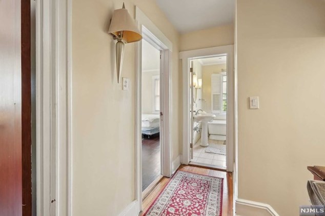 691 Blvd, Union City NJ 07086-6925 exterior