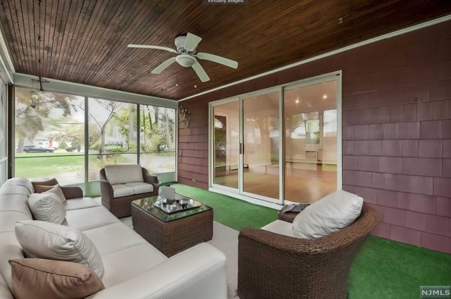 317 Pleasant Ave, Ridgewood NJ  07450-2836 exterior