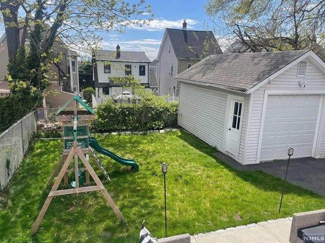 420 Devon St, Kearny NJ  07032-2613 exterior