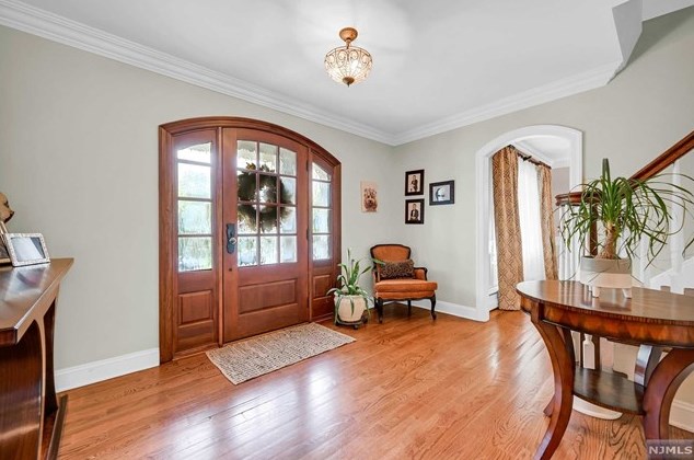 3 Lark Ln, Montvale NJ  07645-1131 exterior