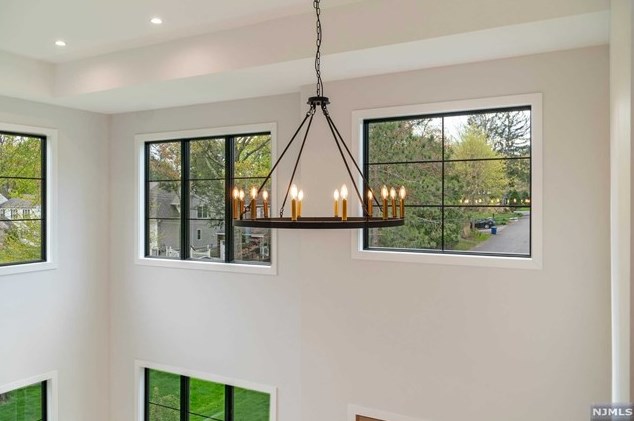 116 Lk Rd, Demarest NJ 07627-2236 exterior