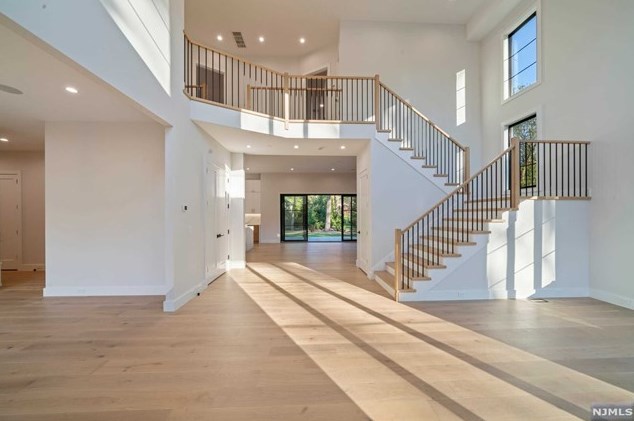 116 Lk Rd, Demarest NJ 07627-2236 exterior