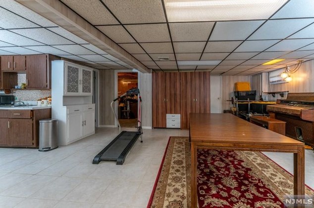 41 Mt Pleasant Ave, West Paterson NJ  07424-2734 exterior
