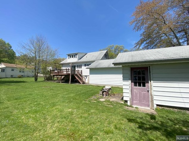 26 Lk St, Paterson NJ 07501-1516 exterior